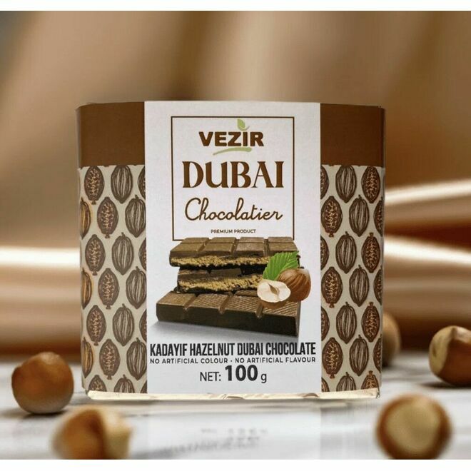 Barre chocolatée de Dubaï à la praline et aux noisettes